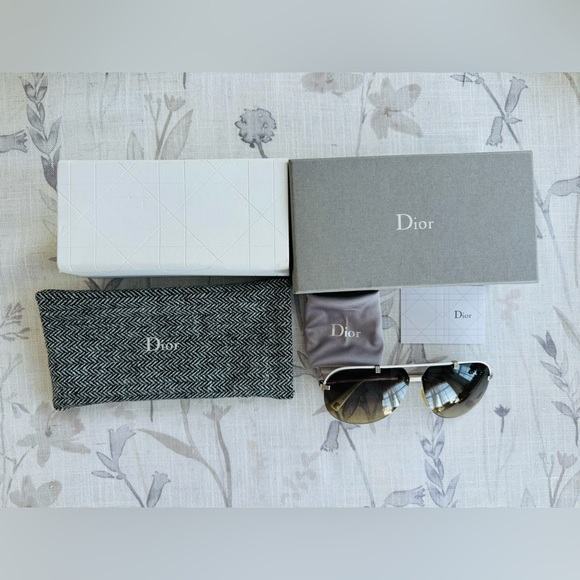 NIB Dior DYJ Light Gold and Ivory Croisette4 Aviator Sunglasses Brand new - Picture 13 of 15